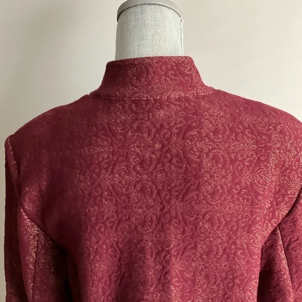 CHICO'S | LONG JACKET SIZE 2 BURGUNDY GOLD - Picture 9 of 10